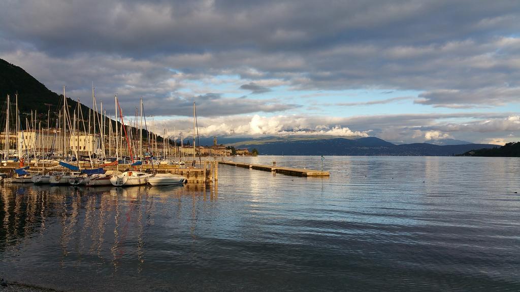 Appartamento Lago Blu Gardone Riviera Εξωτερικό φωτογραφία