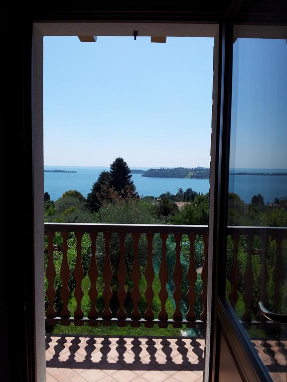 Appartamento Lago Blu Gardone Riviera Δωμάτιο φωτογραφία